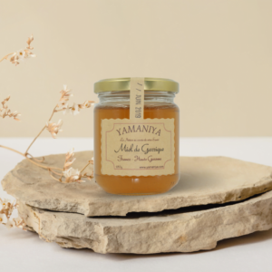 Miel de Garrigue est un délicieux miel aux vertus reconnues surtout des méditérannéens.
