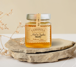 Miel de jujubier yémen est Nommé l’or du Yémen, (Région du Yémen) est réputé pour être le meilleur au monde. Un miel aux multiples bienfaits et au goût unique.
